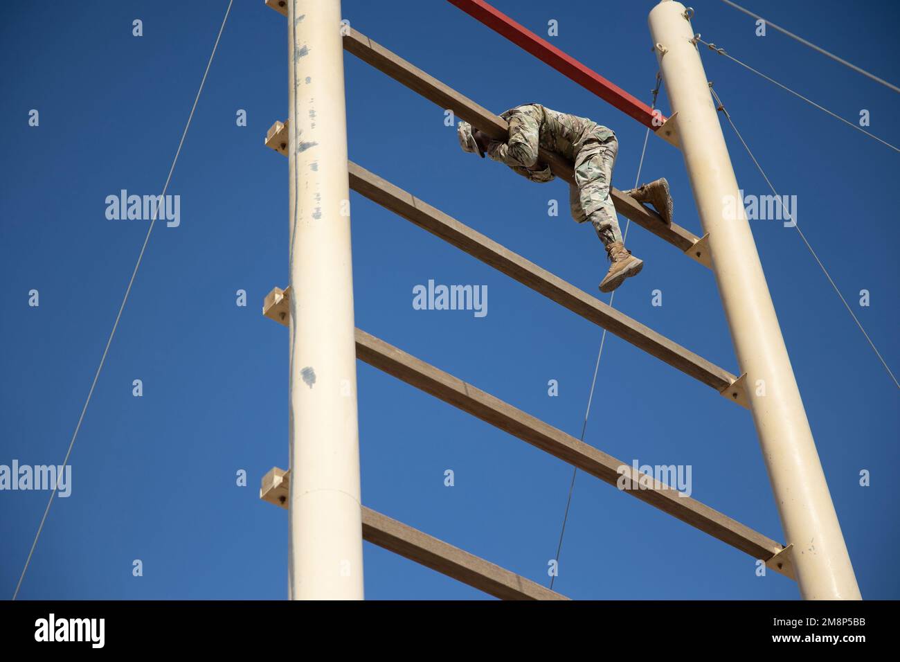 Camp Buehring, Kuwait. 6th Jan, 2023. Soldier completes the confidence