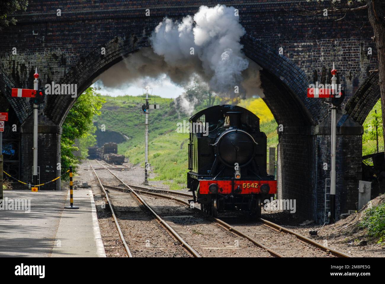 A Great Western Railway 4575 Class 5542 at a
