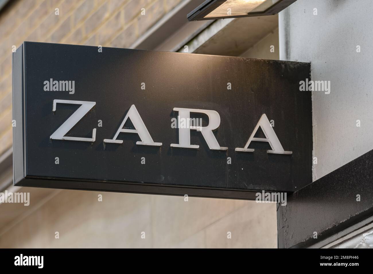 Zara fashion store brand outside one of their clothing shops in London, UK  Stock Photo - Alamy