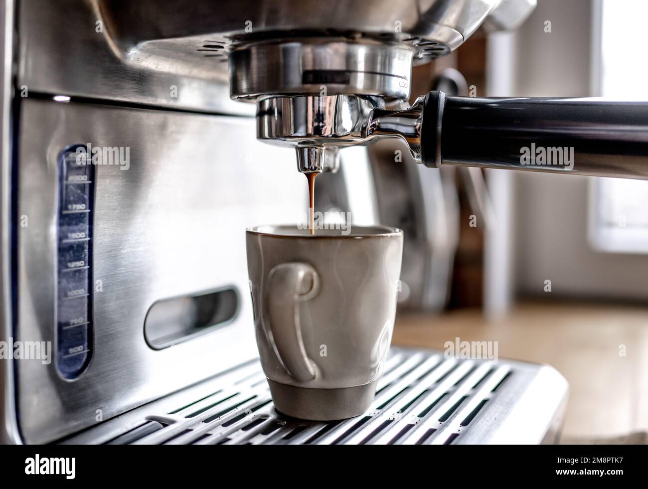 Automatic espresso coffee machine hi-res stock photography and images -  Page 5 - Alamy