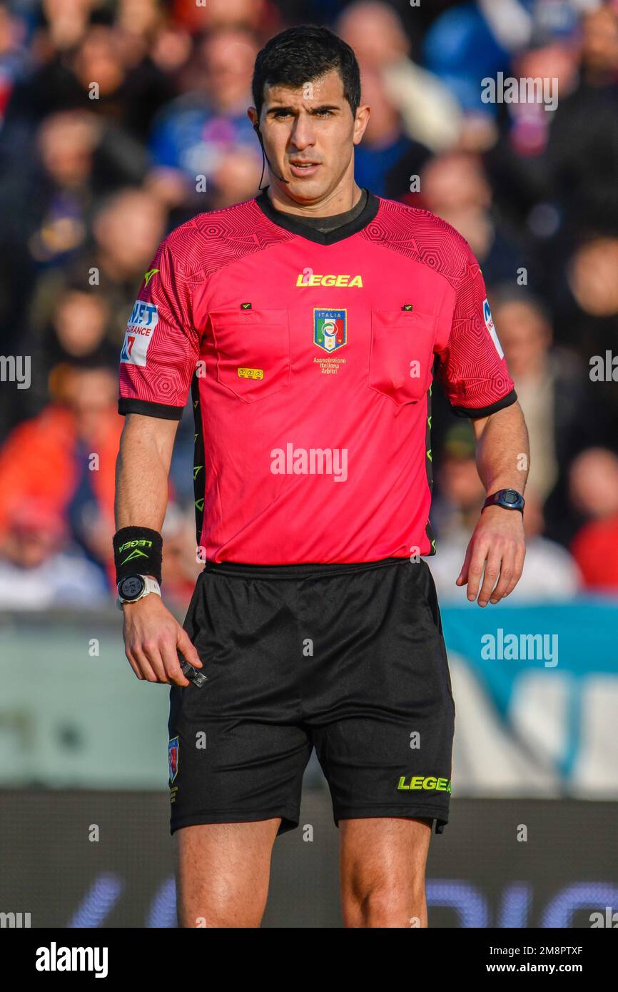 Arena Garibaldi, Pisa, Italy, January 14, 2023, Referee Mr. MAtteo  Gualtieri from Asti during AC Pisa vs AS Cittadella - Italian soccer Serie B  match Credit: Live Media Publishing Group/Alamy Live News