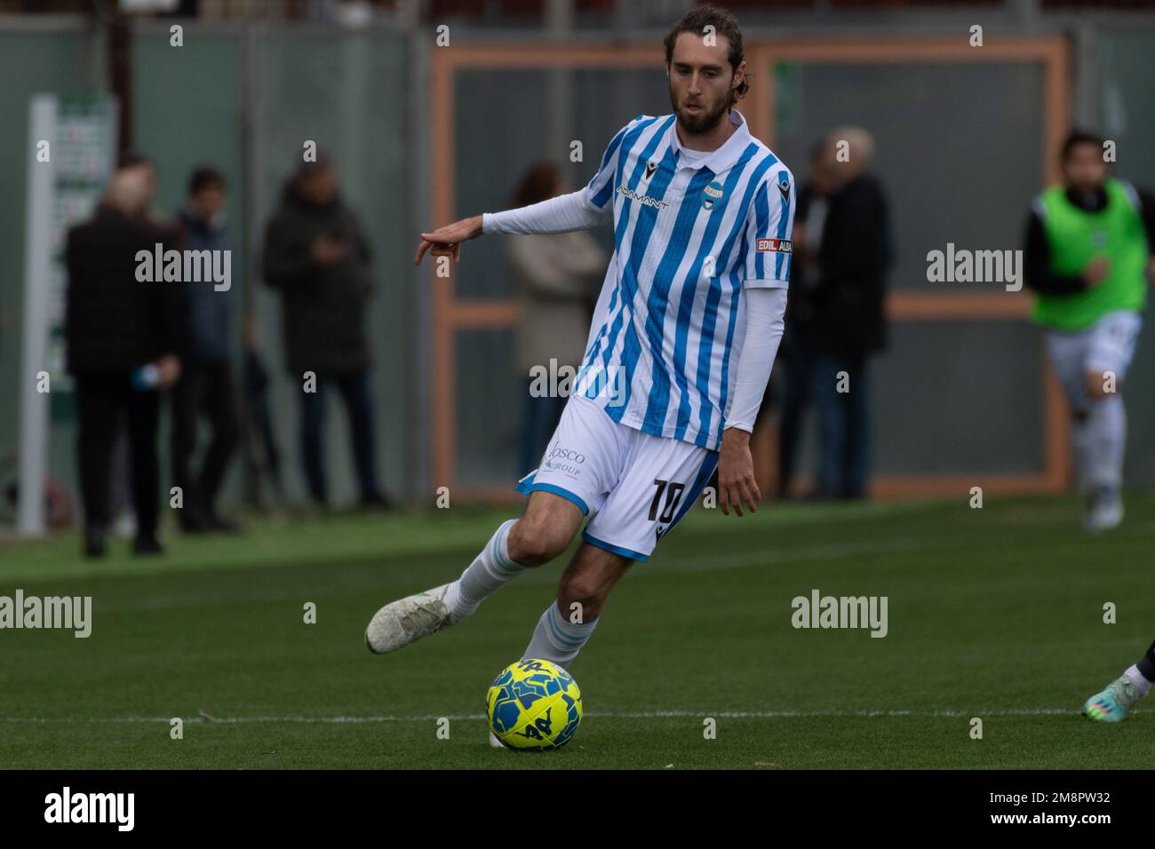 Oreste Granillo stadium, Reggio Calabria, Italy, January 14, 2023,  Zanellato Niccolo Spal portrait during Reggina 1914 vs SPAL - Italian  soccer Serie B match Credit: Live Media Publishing Group/Alamy Live News  Stock Photo - Alamy, image size:1300x956