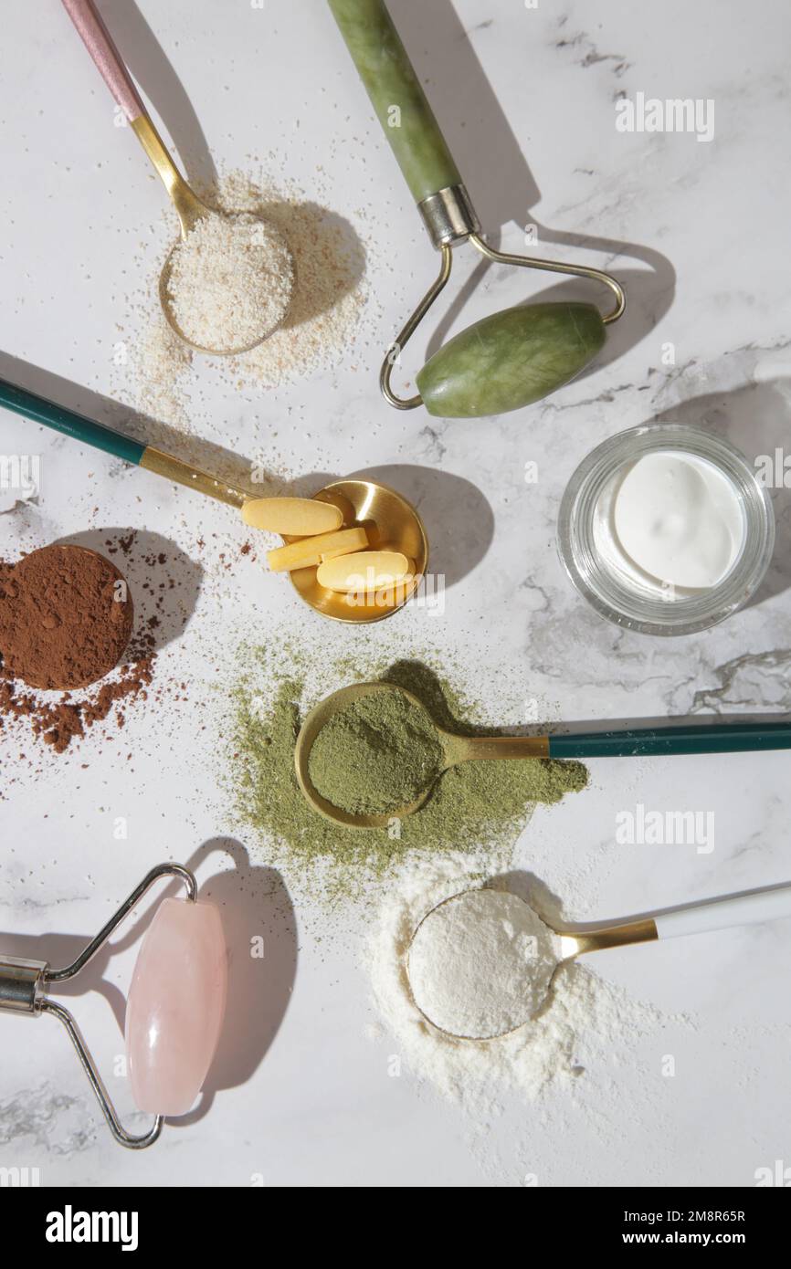 Different types of dietary supplements forhealth and beauty collagen