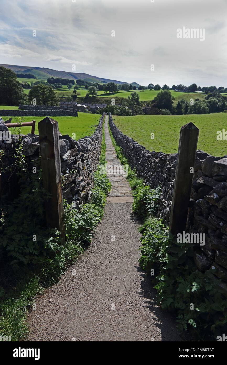 Footpath leading from Grassington to Linton Falls Stock Photo