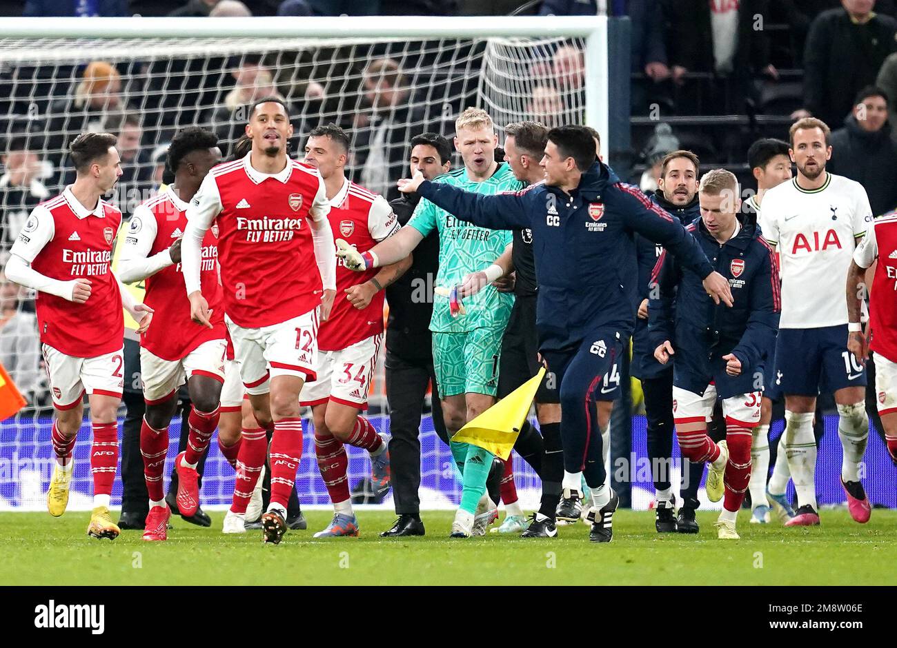Arsenal goalkeeper Aaron Ramsdale speaks to an assistant referee after ...
