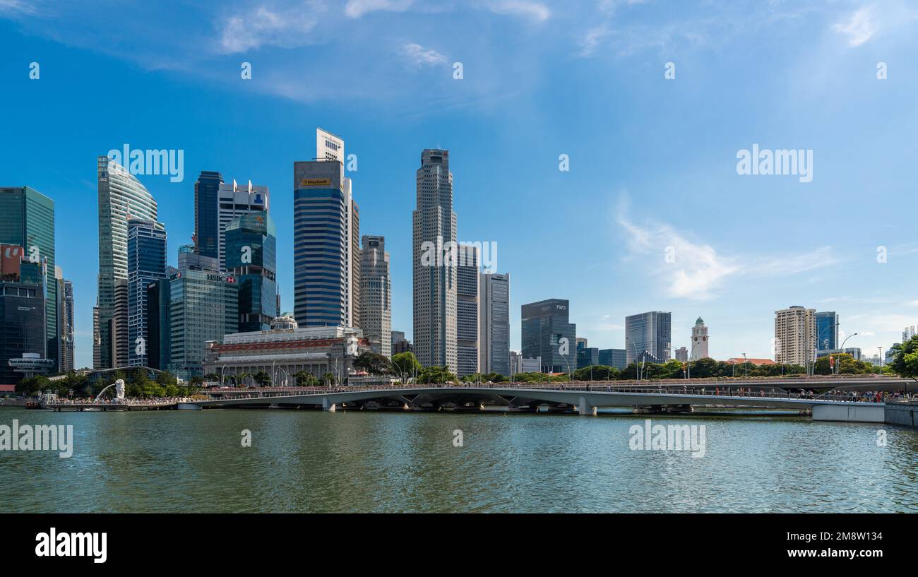 Day singapore famous raffles place hi-res stock photography and images ...
