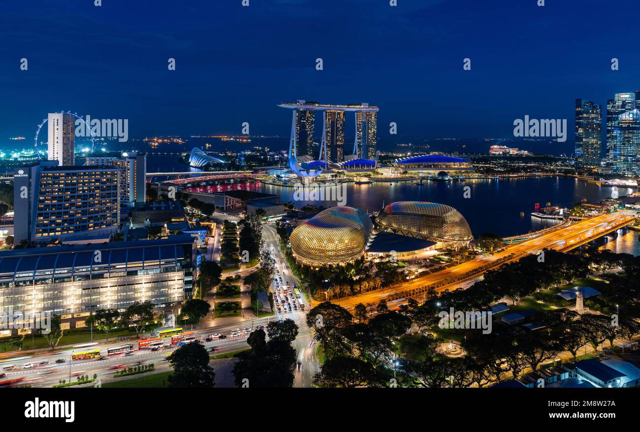Singapore aerial view night science hi-res stock photography and images ...