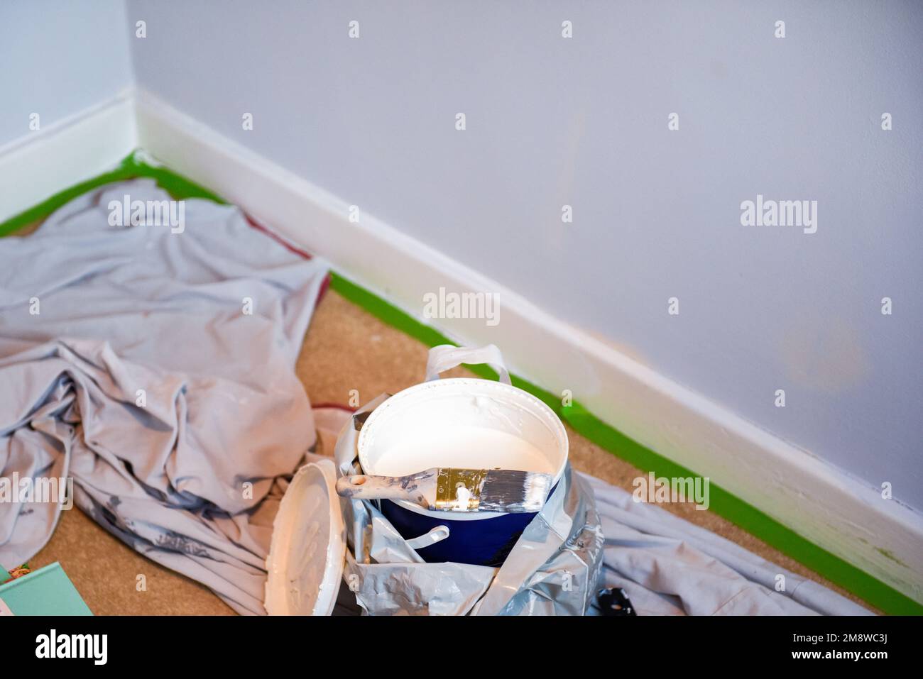 Painting and decorating DIY equipment and tools for painting walls in