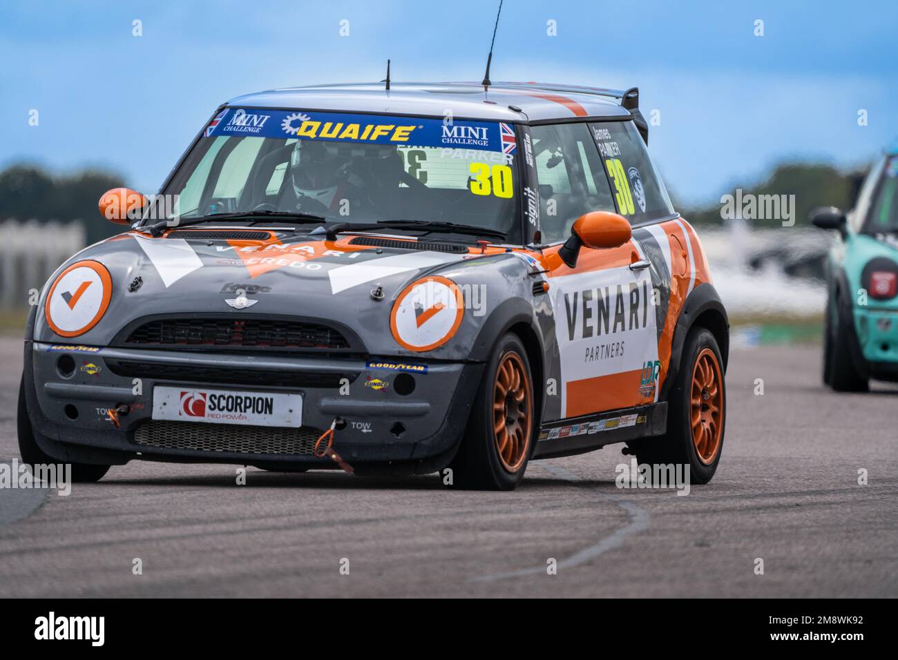 Mini Racing Thruxton Minichallenge hi-res stock photography and images - Alamy