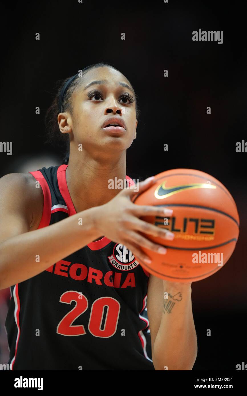 january-15-2023-jordan-isaacs-20-of-the-georgia-lady-bulldogs-shoots