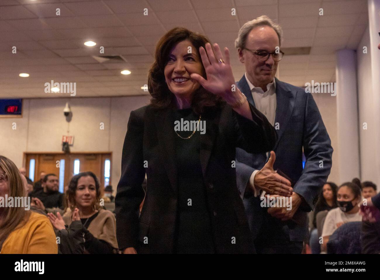 New York, New York, USA. 15th Jan, 2023. (NEW) Governor Hochul Stands By Chief Judge Nominee. January 15, 2023, New York, New York, USA: New York State Governor Kathy Hochul and Bill Hochul arrives at Primitive Christian Church on January 15, 2023 in New York City. Governor Hochul invoked civil-rights icon Martin Luther King Jr. on Sunday as she stands by Judge Hector LaSalle as her controversial pick for chief state judge. (Credit Image: © M10s/TheNEWS2 via ZUMA Press Wire) EDITORIAL USAGE ONLY! Not for Commercial USAGE! Stock Photo
