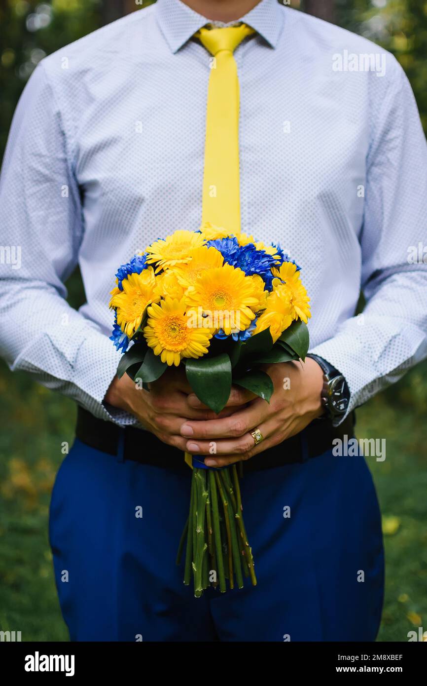 Groom in colorful suit hi-res stock photography and images - Alamy