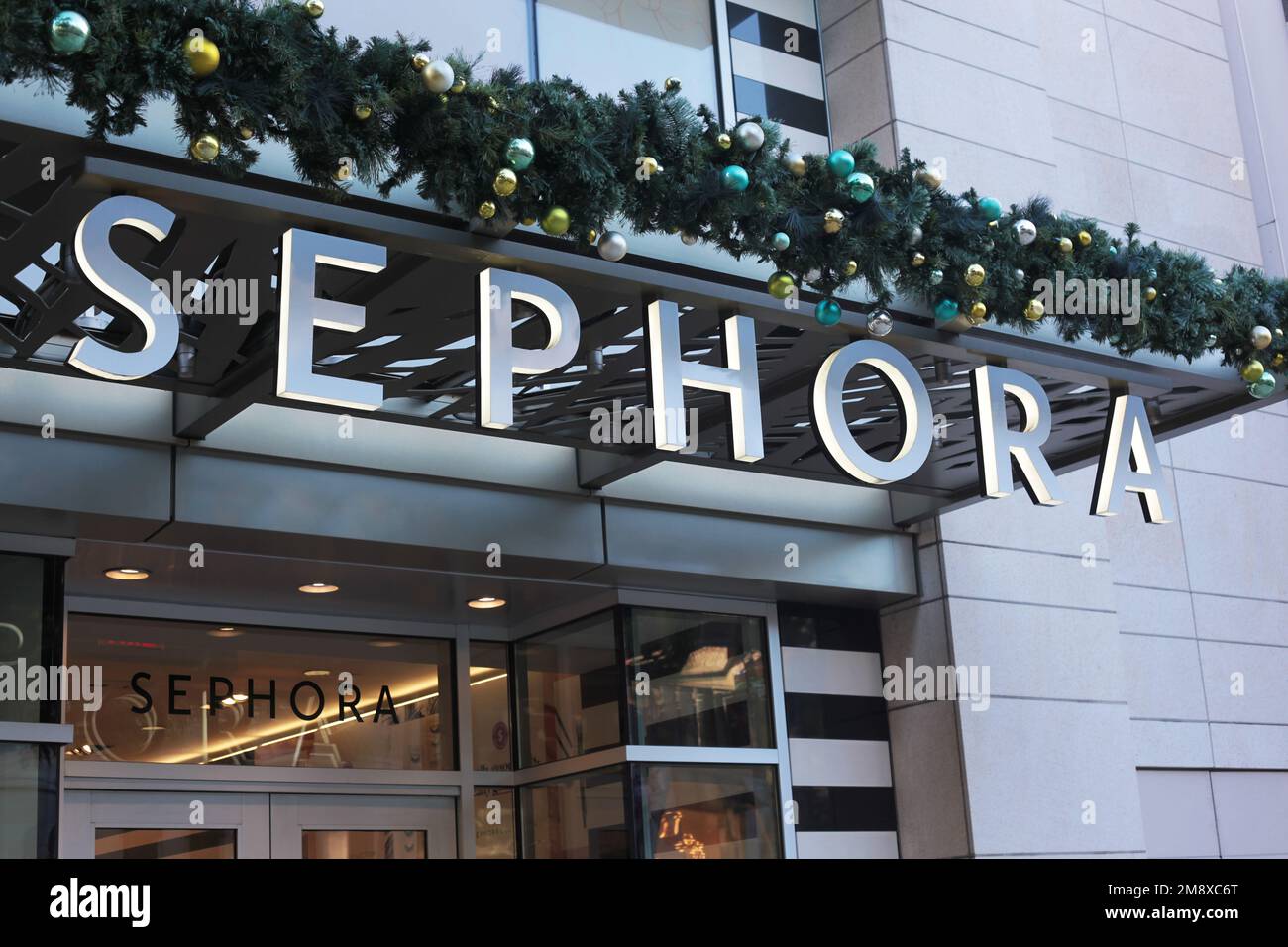 Honolulu, HI - January 15, 2023: Name sigh of cosmetics retail store Sephora in Waikiki Stock Photo