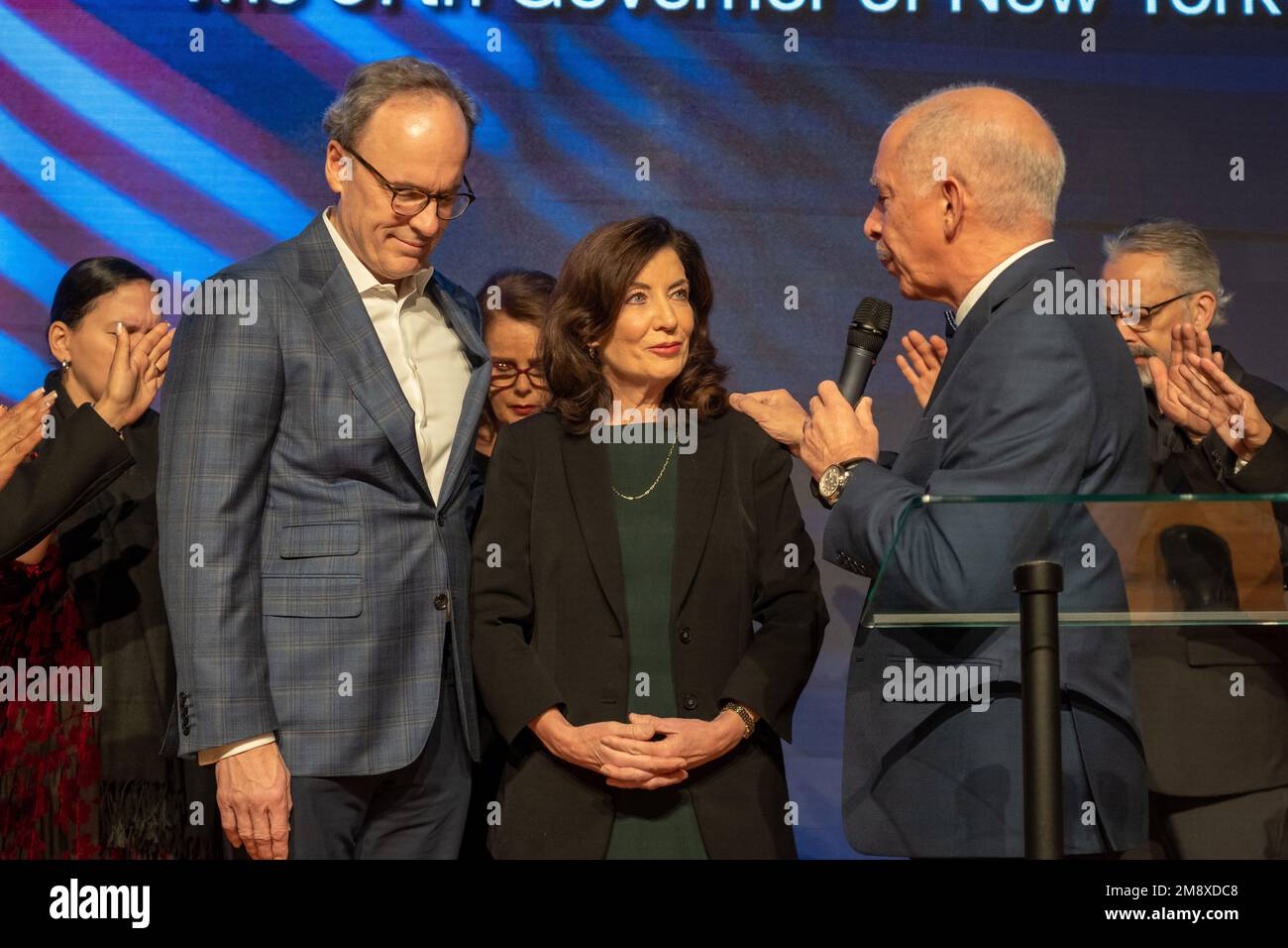 New York, United States. 15th Jan, 2023. Dr. Marc Rivera prays for New York State Governor Kathy Hochul (C) and Bill Hochul at Primitive Christian Church in New York City. Governor Hochul invoked civil-rights icon Martin Luther King Jr. on Sunday as she stands by Judge Hector LaSalle as her controversial pick for chief state judge. Credit: SOPA Images Limited/Alamy Live News Stock Photo