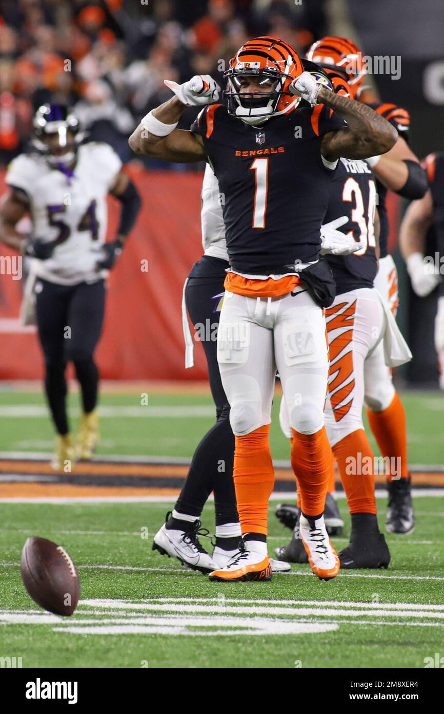 Pittsburgh, PA, USA. 2nd Dec, 2020. Diontae Johnson #18 during the  Pittsburgh Steelers vs Baltimore Ravens game at Heinz Field in Pittsburgh,  PA. Jason Pohuski/CSM/Alamy Live News Credit: Cal Sport Media/Alamy Live