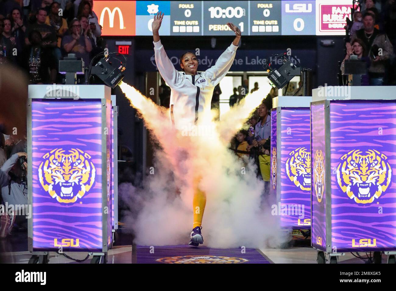 Baton Rouge, LA, USA. 15th Jan, 2023. LSU's Angel Reese (10) is