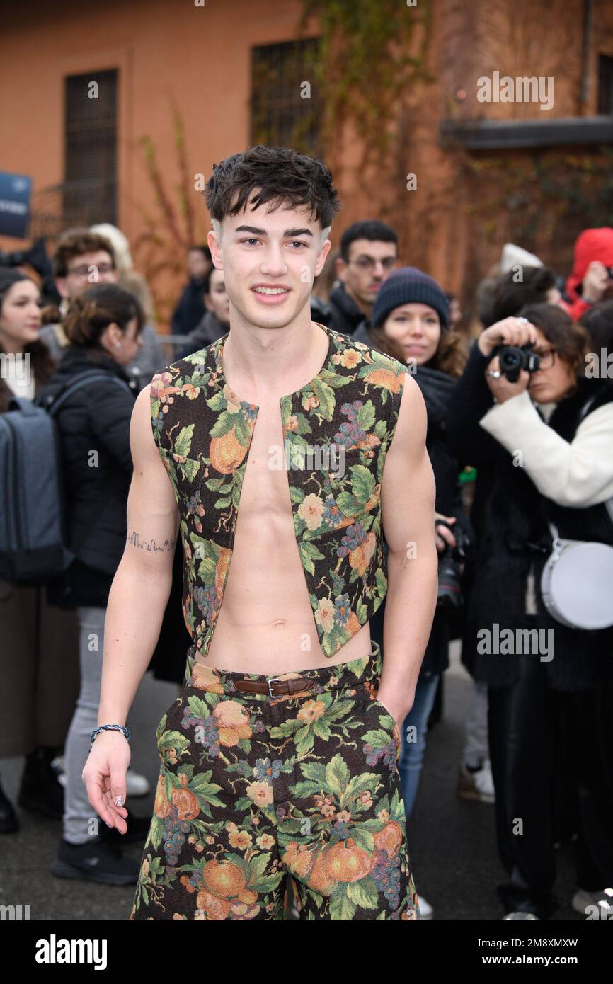 Guests outside Etro show during the Milano Men's Fashion Week Fall