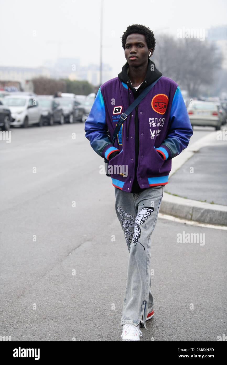 Models outside Prada show during the Milano Men's Fashion Week Fall ...