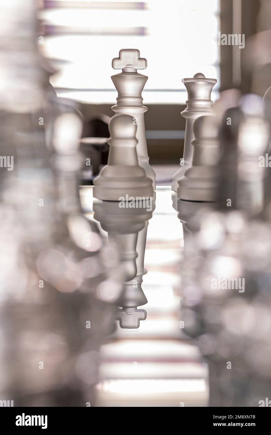 King and queen chess Stock Photo Alamy