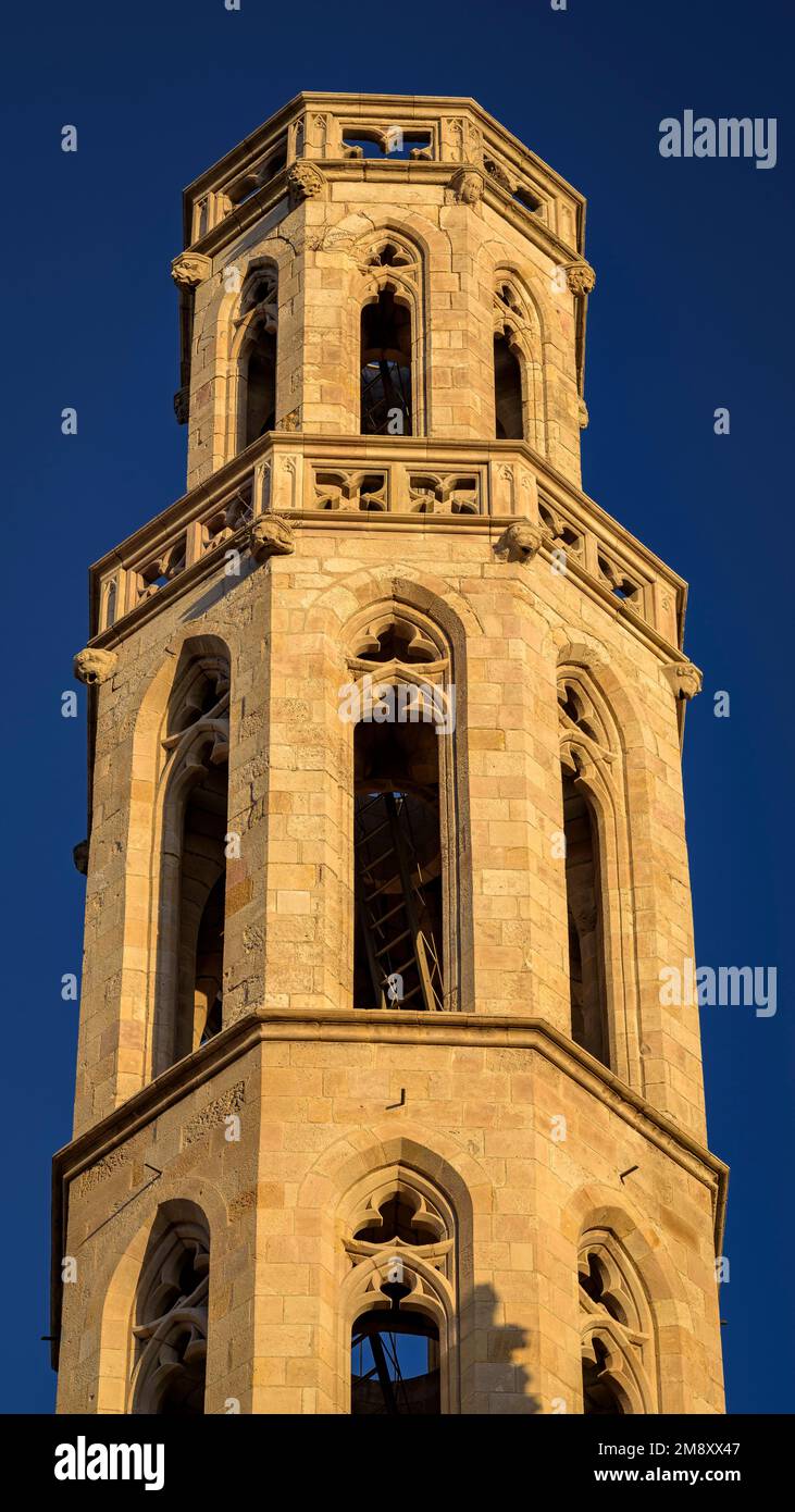 Bell tower of the Basilica of Santa Maria del Mar (Barcelona, Catalonia, Spain) ESP: Campanario de la basílica de Santa Maria del Mar (Barcelona) Stock Photo