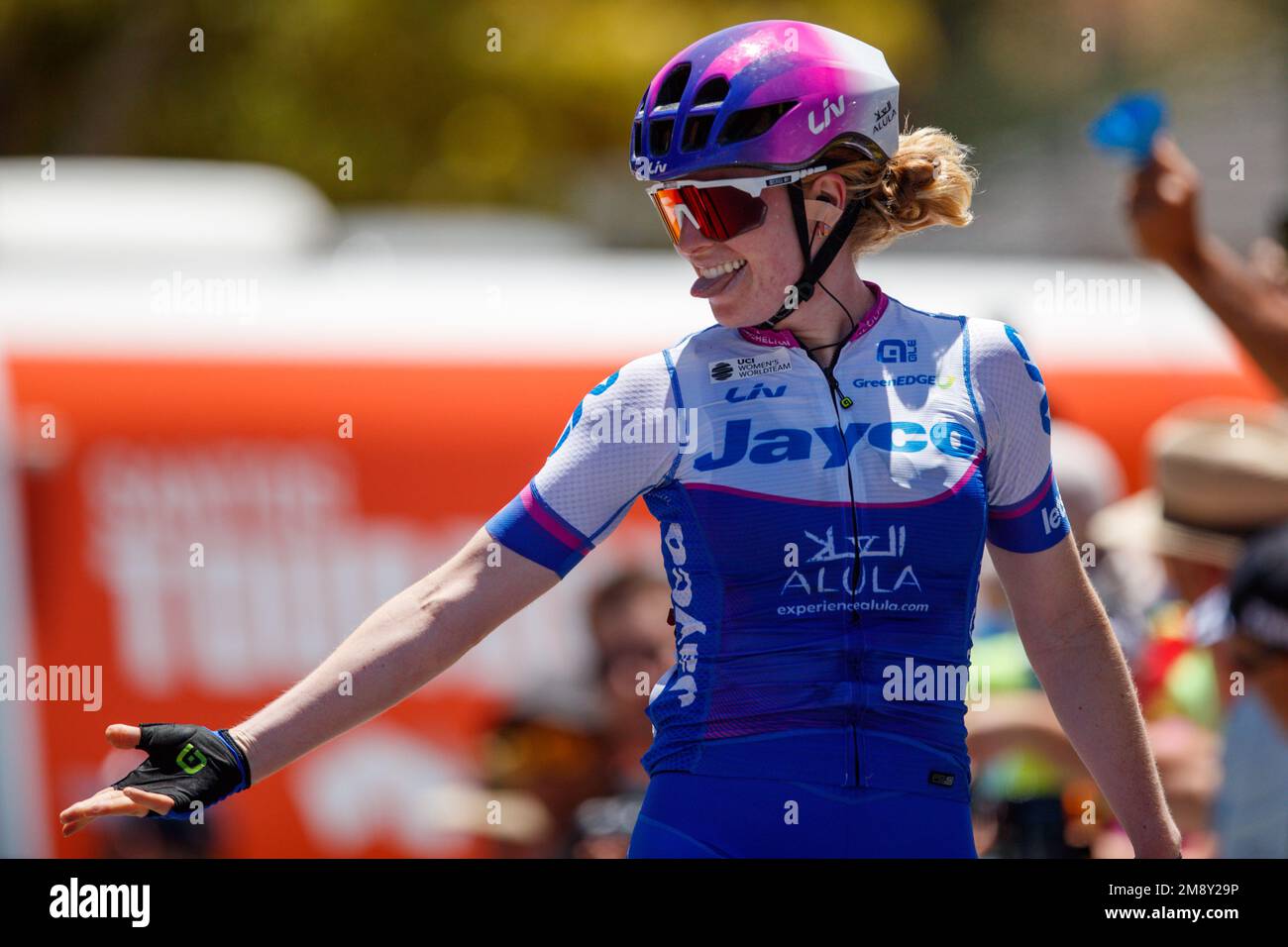 Alexandra Manly of Team BikeExchangeJayco Australia in a sprint to