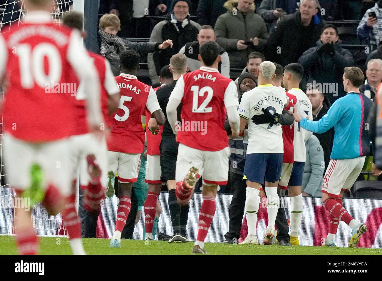 Arsenal's Aaron Ramsdale kicked by fan after win at Tottenham, Premier  League