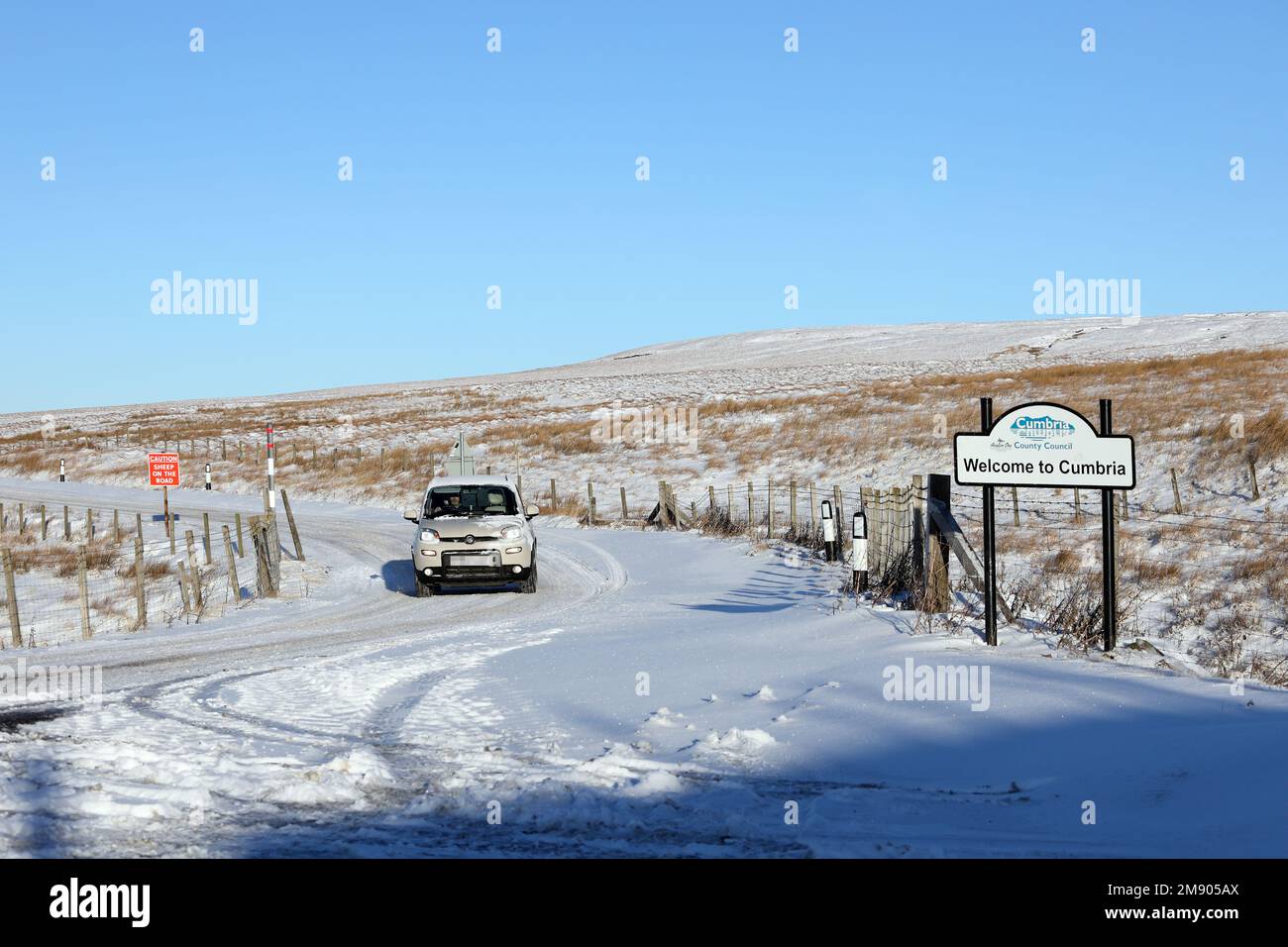 B6277, County Durham/Cumbria Border, UK. 16th January 2023. UK Weather. Snow and ice affecting high level routes between Middleton-in-Teesdale, County Durham and Alston in and Cumbria this morning Credit: David Forster/Alamy Live News Stock Photo