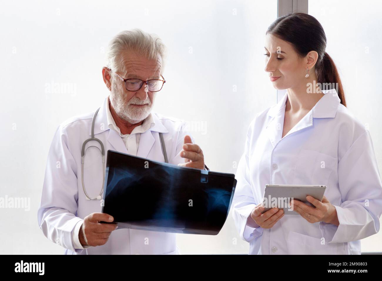Woman chest x ray hi-res stock photography and images - Alamy