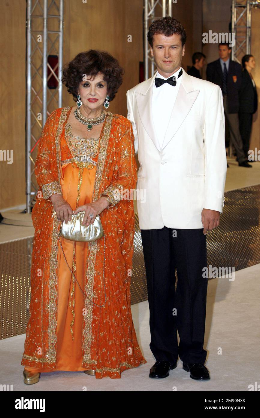 Italian actress Gina Lollobrigida dies aged 95 in a Rome clinic. File ...