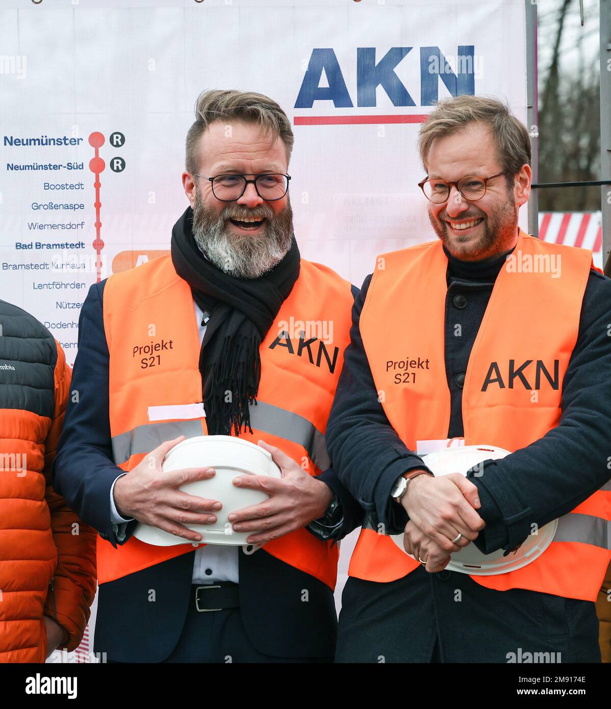 Hasloh, Germany. 16th Jan, 2023. Claus Ruhe Madsen (independent, l