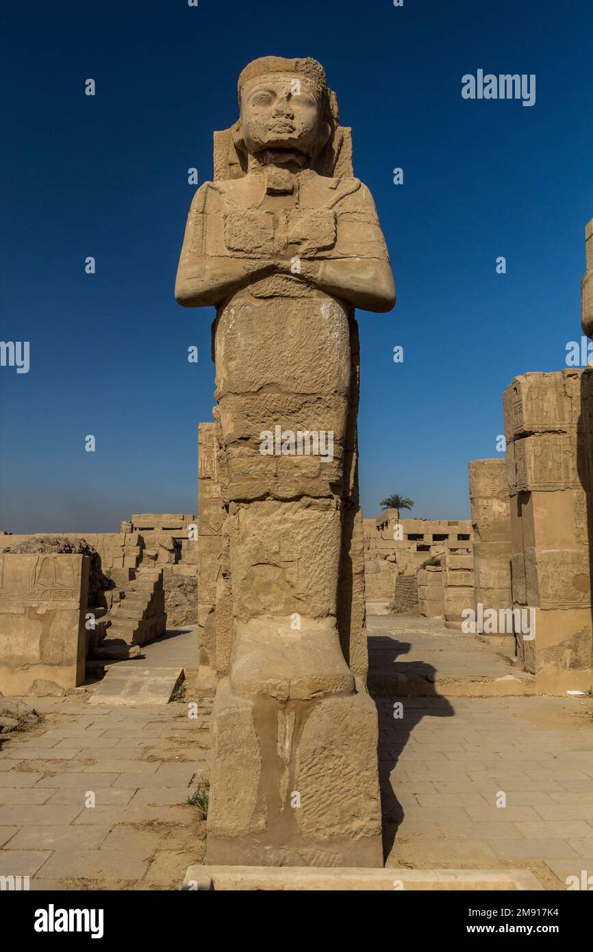 Pharaoh statue in the Karnak Temple Complex, Egypt Stock Photo - Alamy