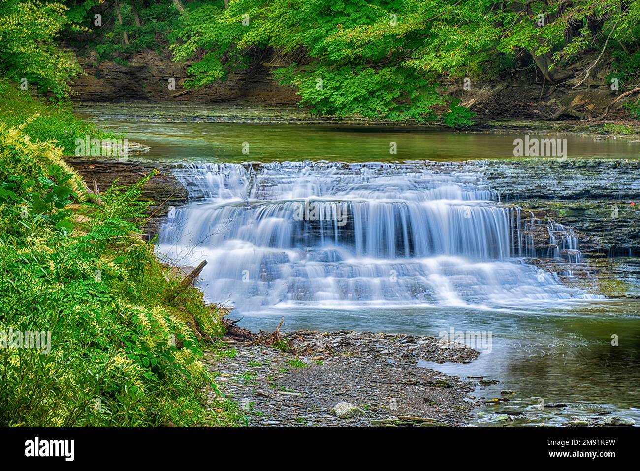 Waterfall at Lawrence Park Golf Club Stock Photo - Alamy