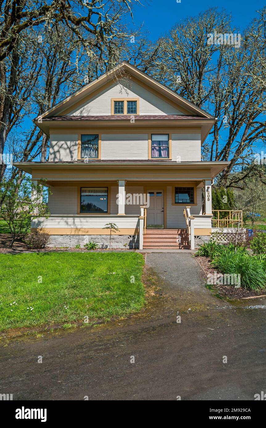 The Tomseth House at Dorris Ranch Park near Springfield, Oregon Stock