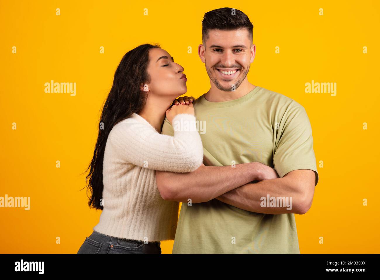 Very tall couple woman hi-res stock photography and images - Alamy