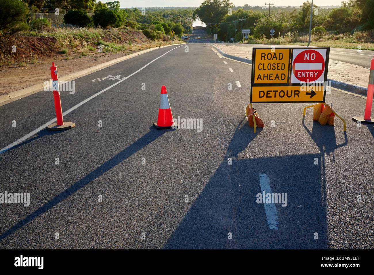 Road closed, no entry signs on Pump Hill Merbin, Victoria, Australia. Event, 2022-23 flooding. Stock Photo
