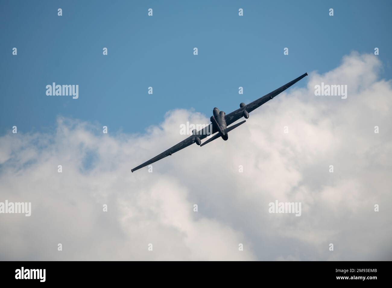 Oshkosh, WI - 27 July 2022: A U2 dragon lady spy plane flying around at an air show. Stock Photo