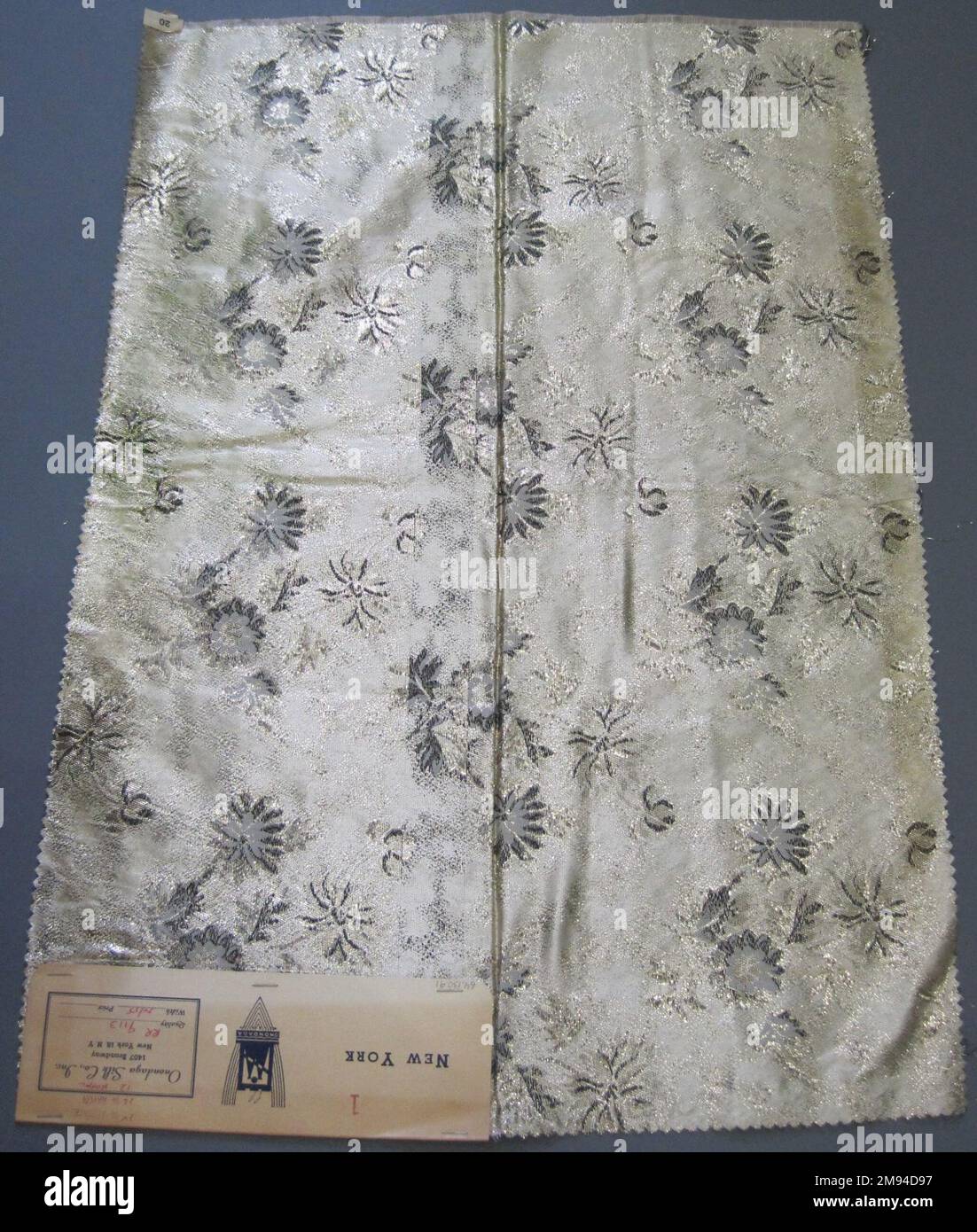 Textile Swatches Onondaga Silk Company, Inc. (1925-1981). , 1948-1959. 72 acetate; 16 rayon; 12 metal, 26 x 18 in. (66 x 45.7 cm).    1948-1959 Stock Photo