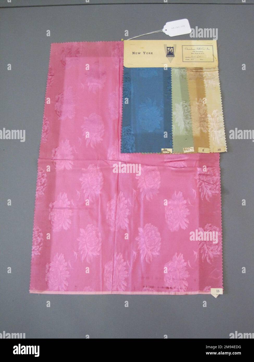 Textile Swatches Onondaga Silk Company, Inc. (1925-1981). , 1948-1959. Silk, 23 1/2 x 16 in. (59.7 x 40.6 cm).    1948-1959 Stock Photo