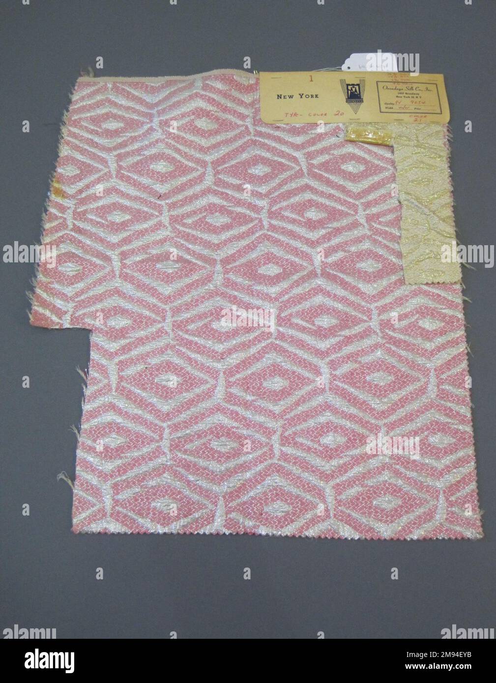 Textile Swatches Onondaga Silk Company, Inc. (1925-1981). , 1948-1959. 76 wool, 14 silk, 6 metal, 4 nylon, 21 x 18 in. (53.3 x 45.7 cm).    1948-1959 Stock Photo