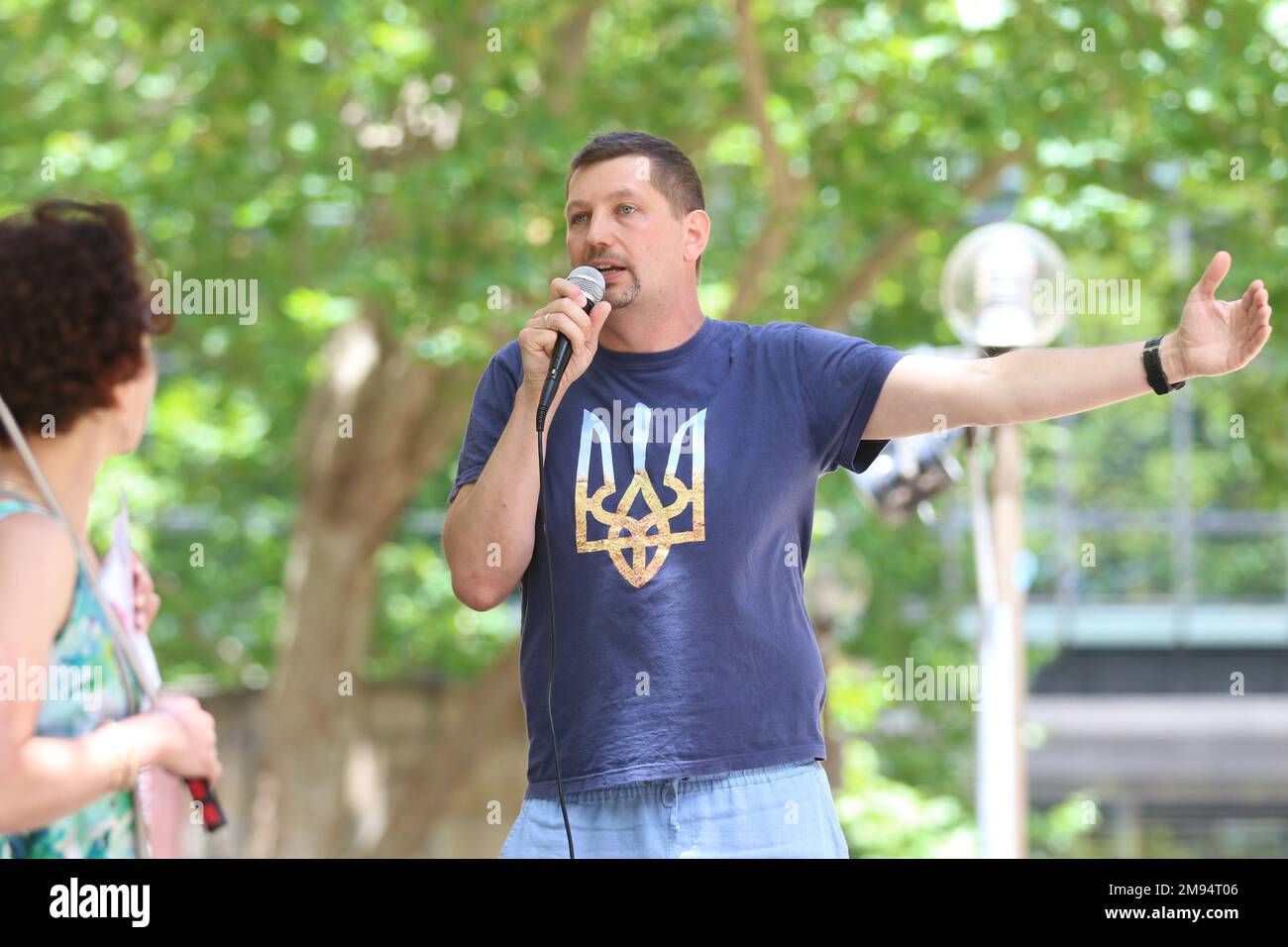 sydney-australia-17th-january-2023-ukrainians-and-their-supporters