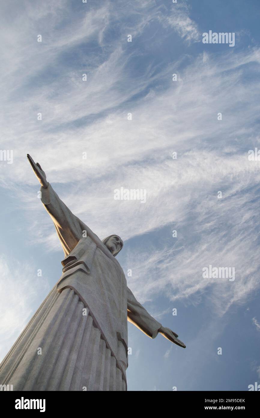 Brazil, Rio, the statue of Cristo Redentor (Christ the Redeemer) the worlds largest Art Deco Monument. Stock Photo