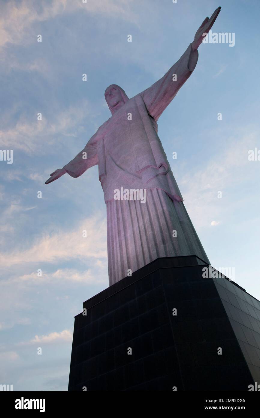 Brazil, Rio, The Statue Of Cristo Redentor (Christ The Redeemer) The ...