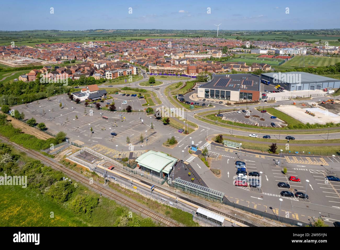 Berryfields Aylesbury Housing Estate Modern Development London Commute ...