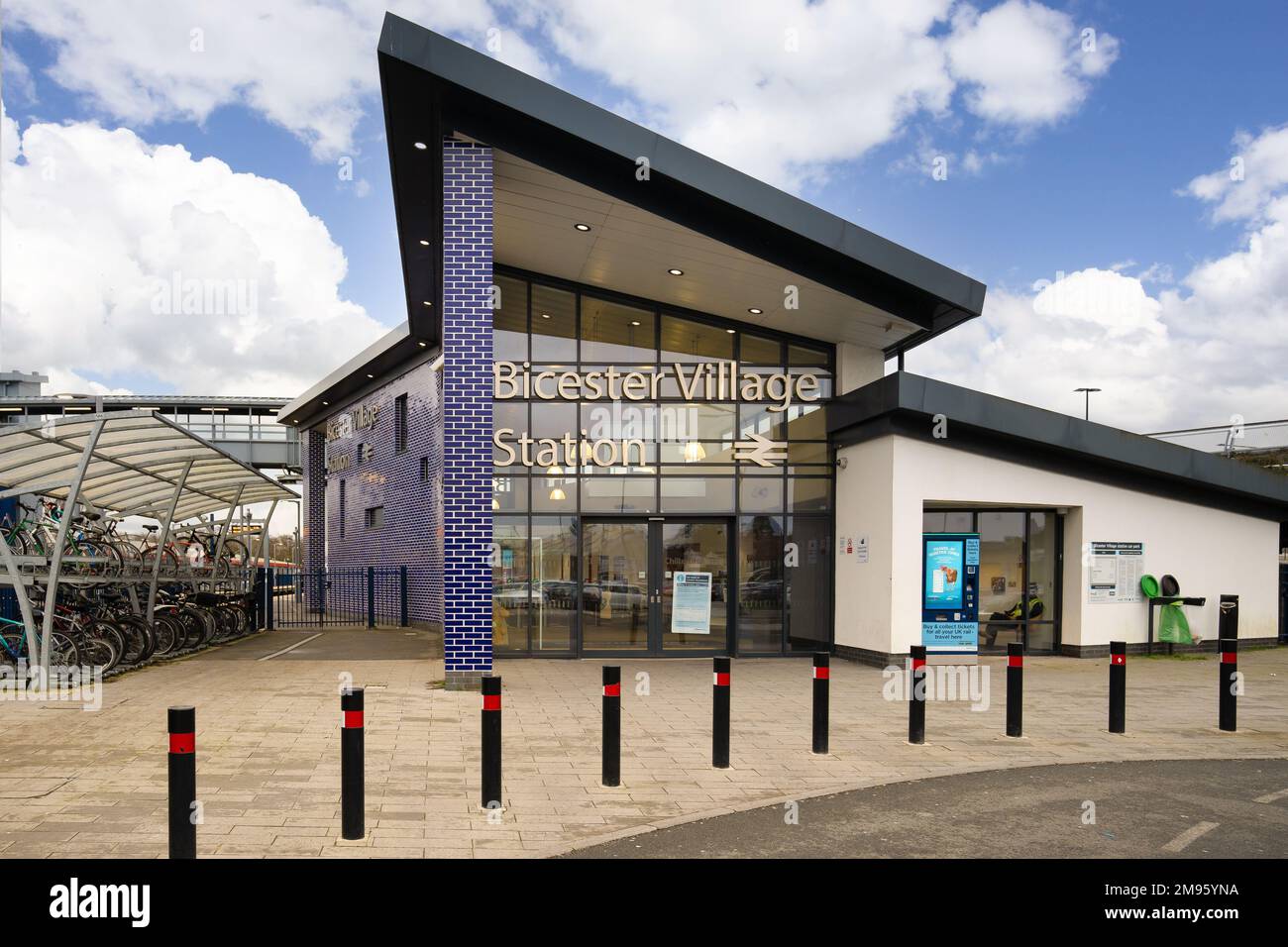 Bicester Town Bicester Village London Commute Marylebone Train Station