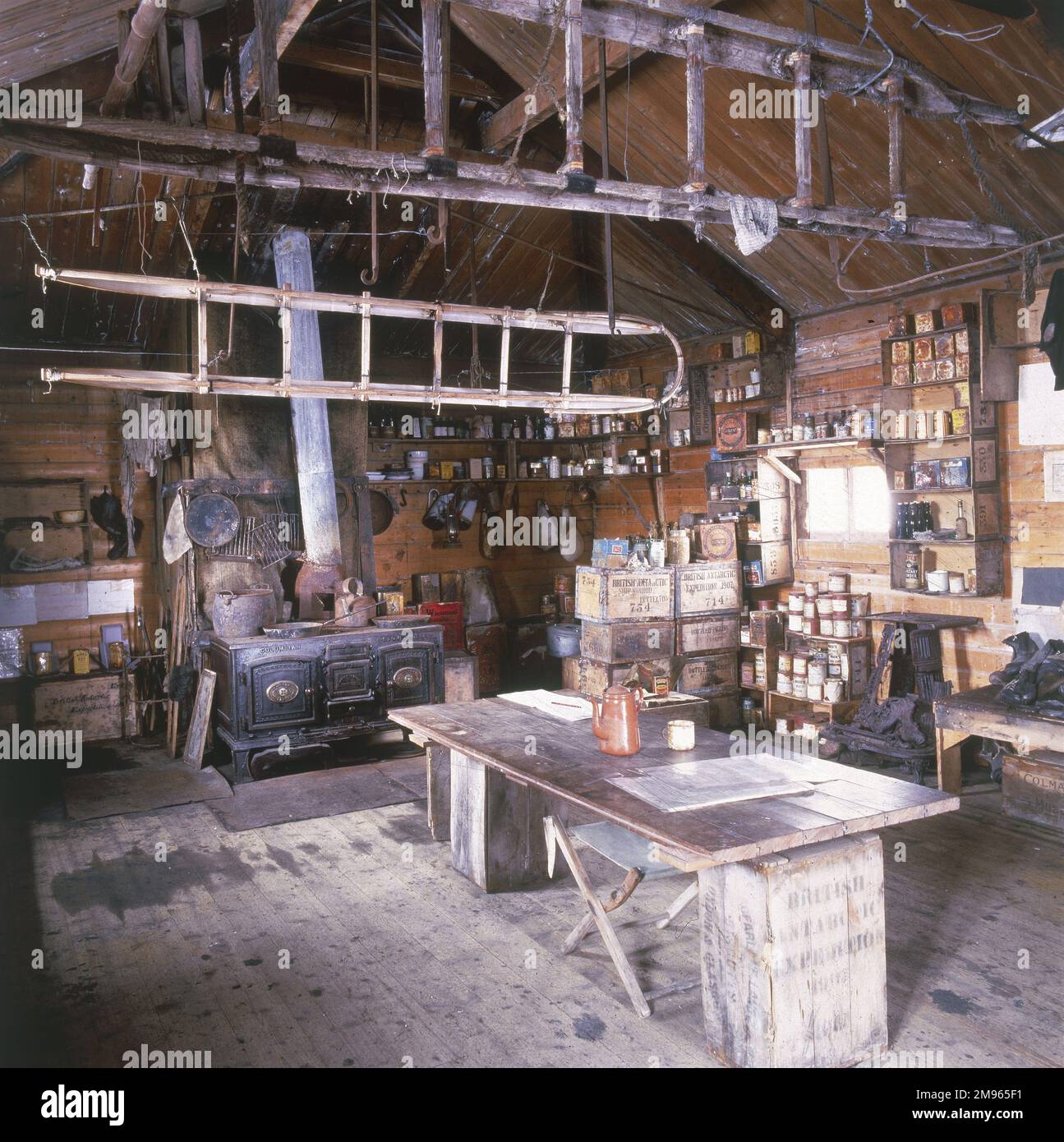The interior of the hut of Ernest Shackleton (1907-9), which has been preserved in exactly the same state as left by Shackleton Stock Photo