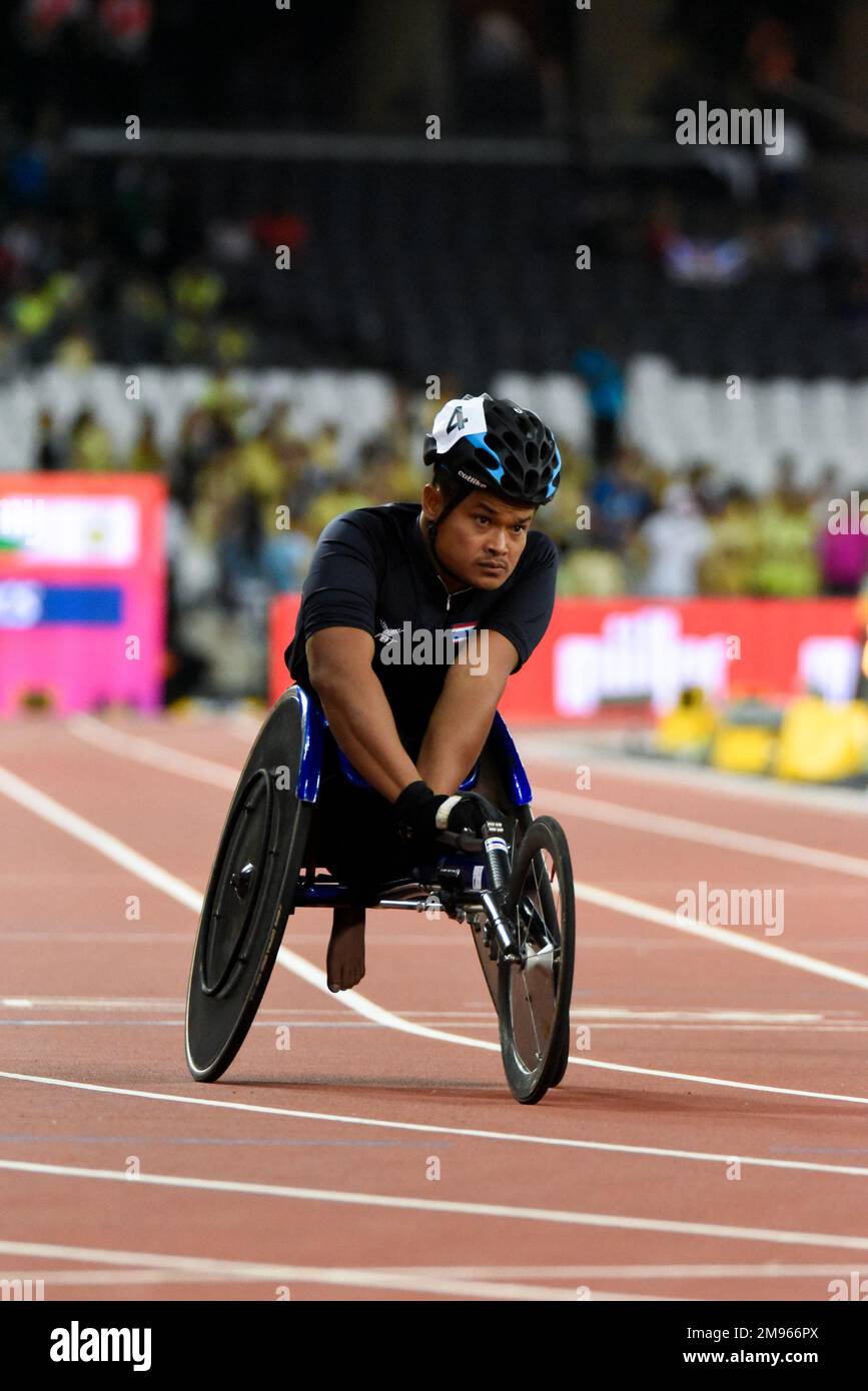 Peth Rungsri competing in the 2017 World Para Athletics Championships in the Olympic Stadium, London, UK. 400m T52. Thai wheelchair athlete Stock Photo