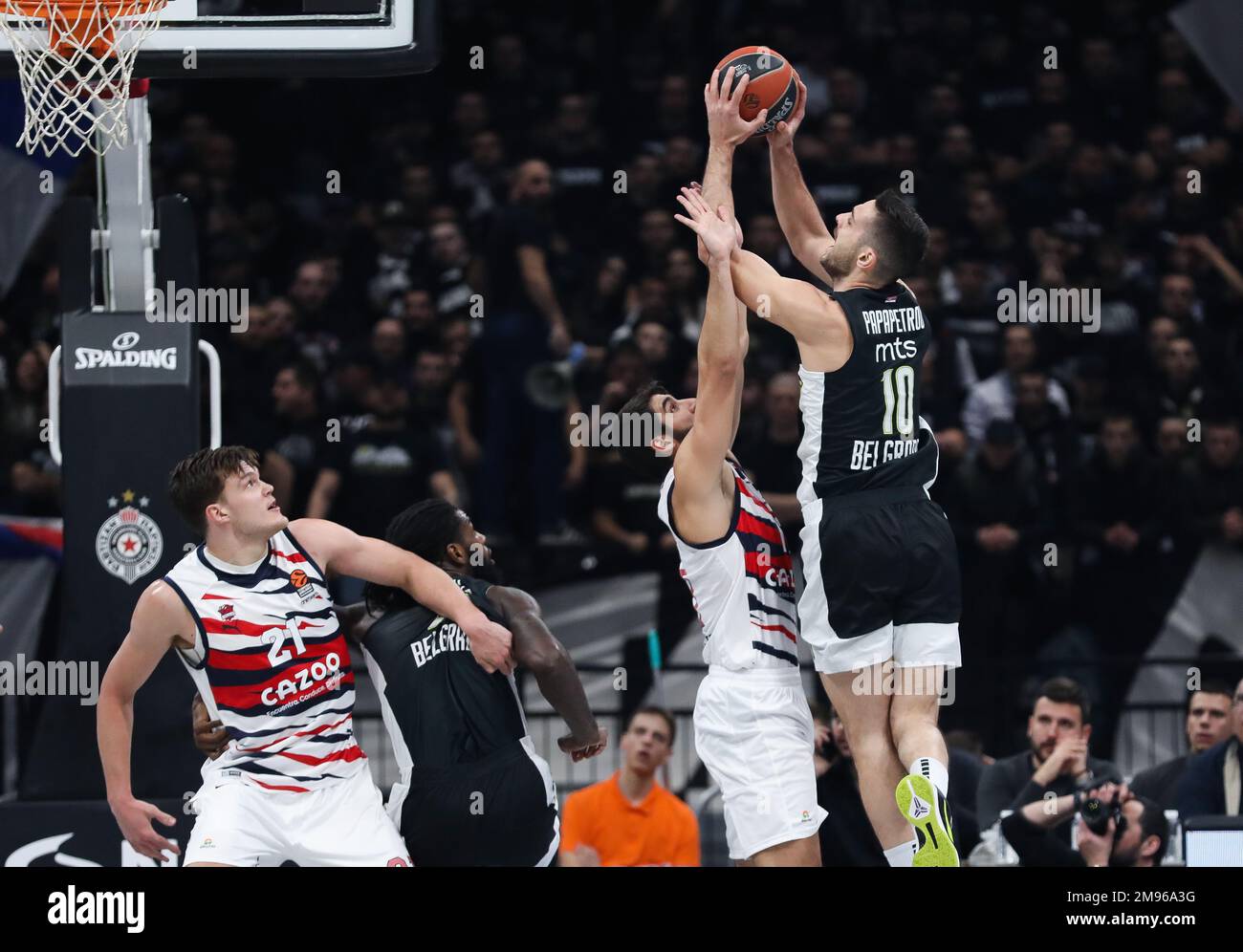 Ioannis papapetrou dunk hi-res stock photography and images - Alamy