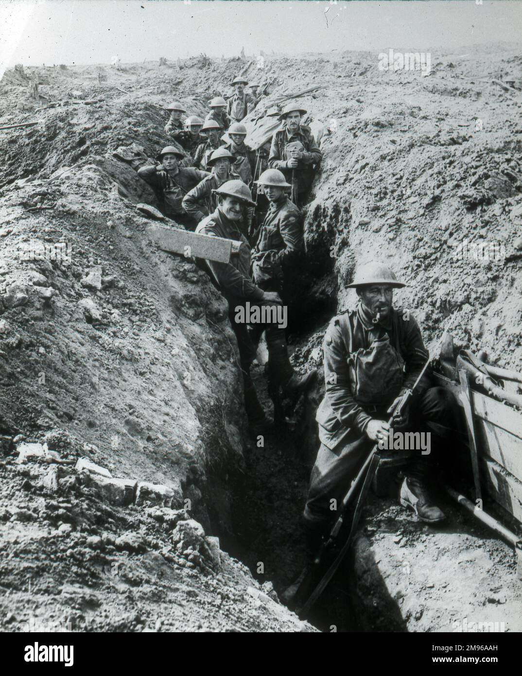 A group of soldiers in a trench with fixed bayonets, during the First World War. Stock Photo