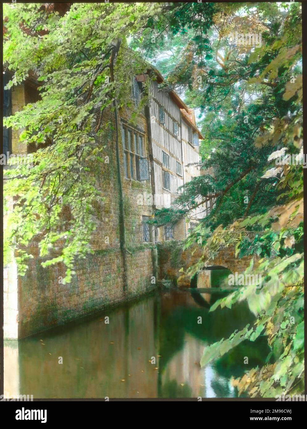 Ivy hatch hires stock photography and images Alamy