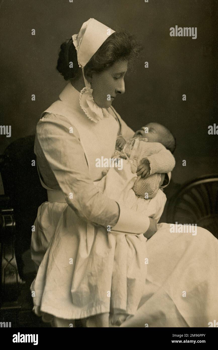 Nurse and newborn baby - Stock Image - C009/1654 - Science Photo